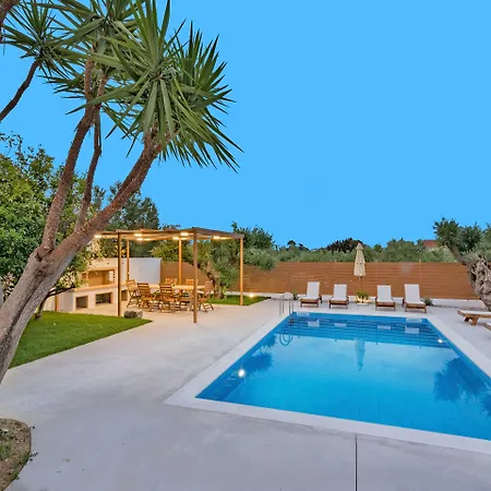 Status Villa Vougiaton
