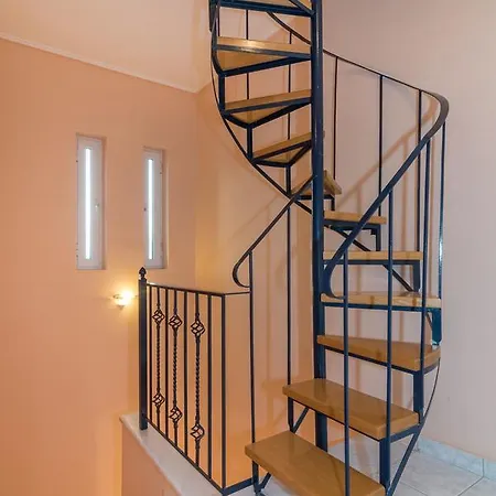 Villa Status Vougiaton